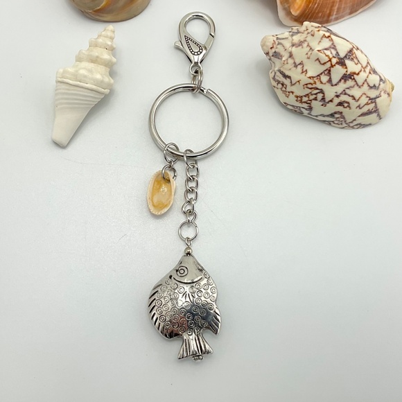 Silver Fish Key Chain with Angel Wing Sea Shell, Purse Charm, Key Ring, Fish #2 - Picture 2 of 7
